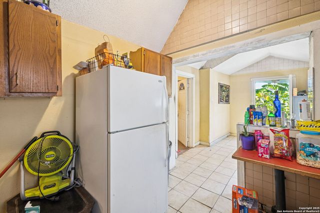 3263 Martin Luther King, San Antonio, TX 78220