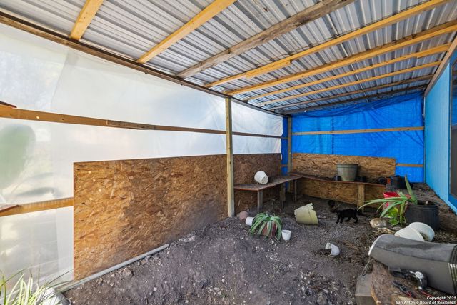 3263 Martin Luther King, San Antonio, TX 78220