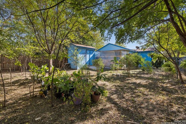 3263 Martin Luther King, San Antonio, TX 78220