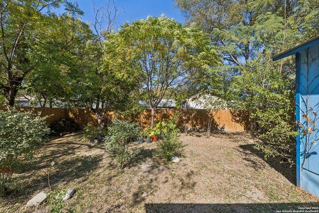 3263 Martin Luther King, San Antonio, TX 78220