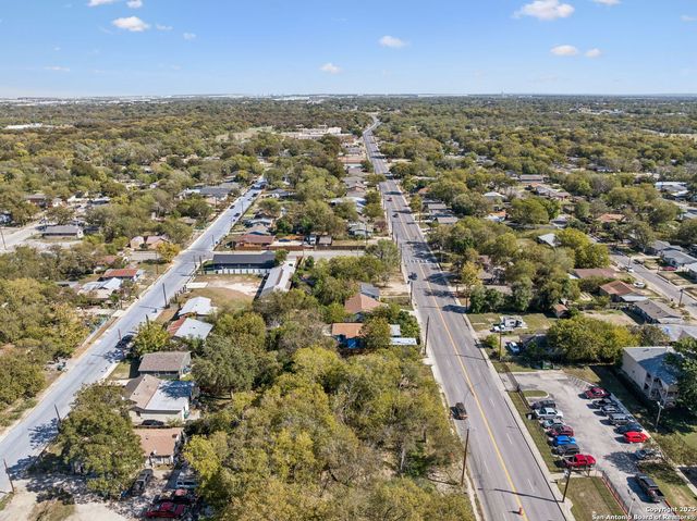 3263 Martin Luther King, San Antonio, TX 78220