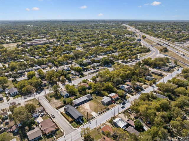 3263 Martin Luther King, San Antonio, TX 78220