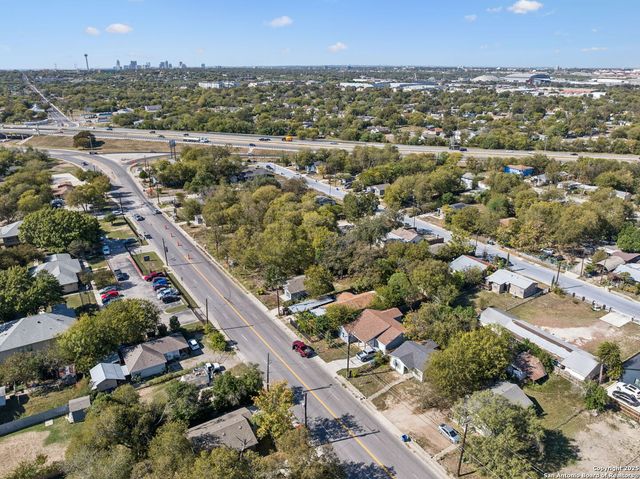 3263 Martin Luther King, San Antonio, TX 78220