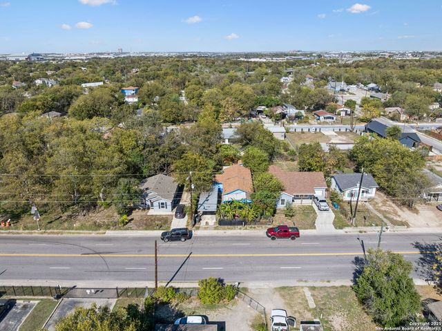 3263 Martin Luther King, San Antonio, TX 78220