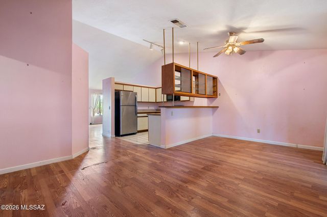 10073 E Desert Aire Drive, Tucson, AZ 85730