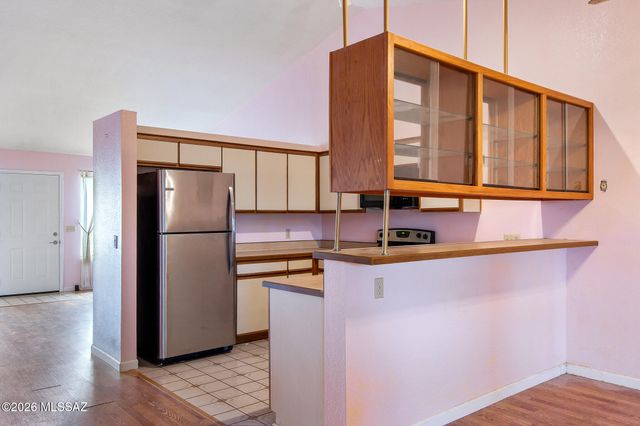 10073 E Desert Aire Drive, Tucson, AZ 85730