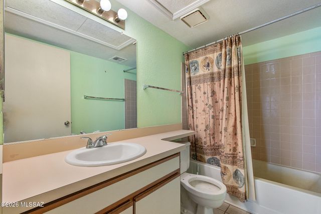 10073 E Desert Aire Drive, Tucson, AZ 85730