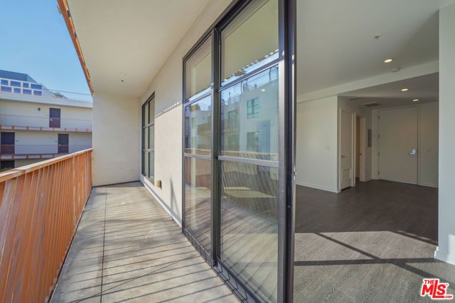 5800 Harold Way 304, Los Angeles, CA 90028