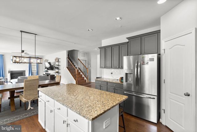5161 ATLANTIS LN, White Plains, MD 20695