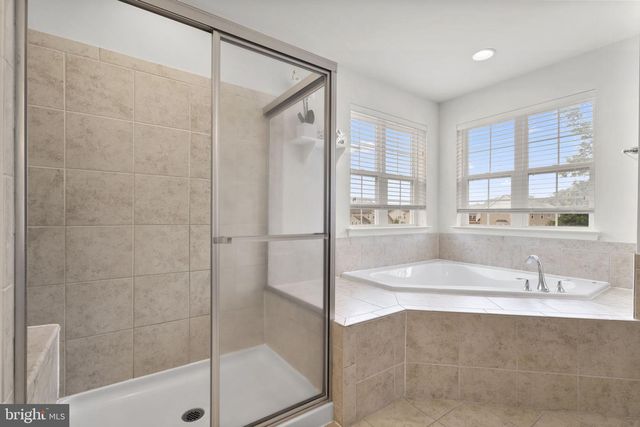 5161 ATLANTIS LN, White Plains, MD 20695