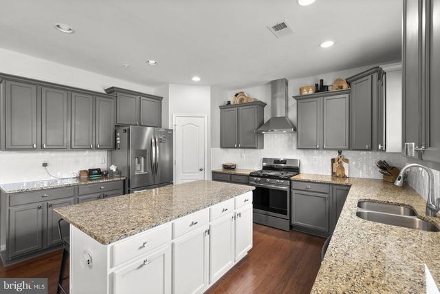 5161 ATLANTIS LN, White Plains, MD 20695