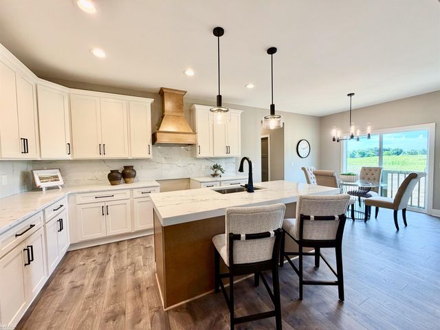 5483 Championship Drive 34, Linden, MI 48451