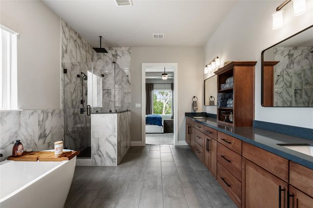 701 Echelon PL, Lakeway, TX 78738