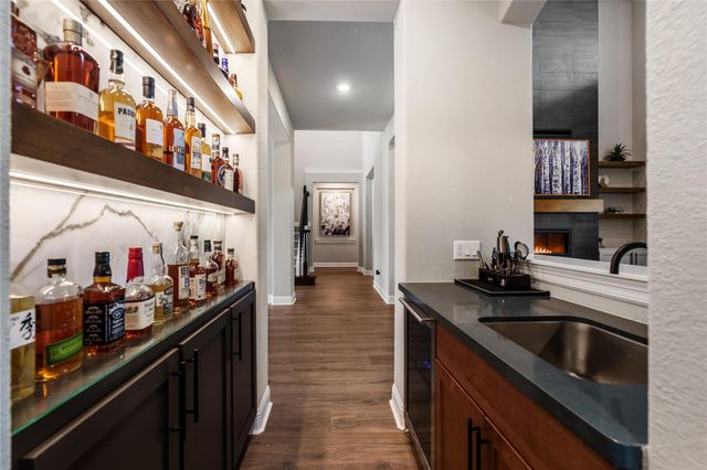 701 Echelon PL, Lakeway, TX 78738