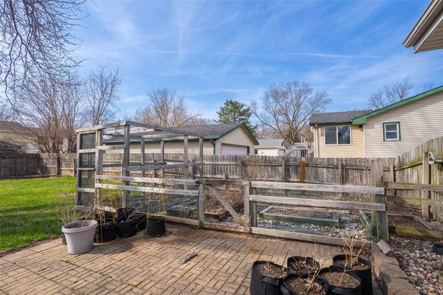 680 S Hickory Boulevard, Pleasant Hill, IA 50327