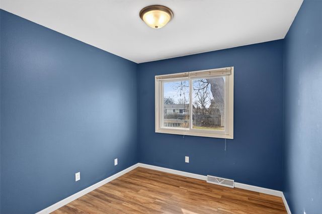 680 S Hickory Boulevard, Pleasant Hill, IA 50327