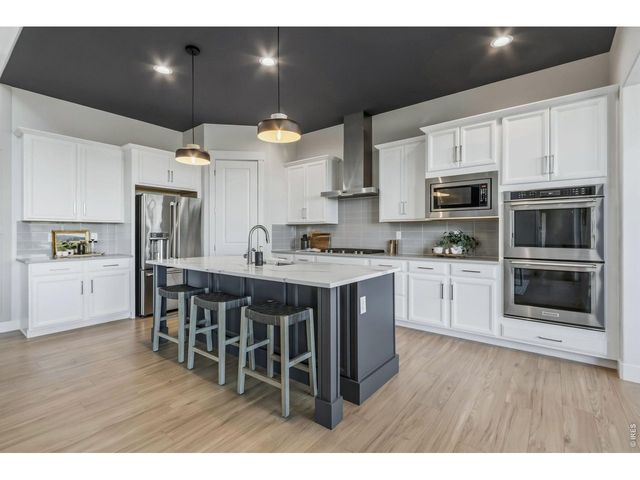960 Larimer Ridge Pkwy, Timnath, CO 80547