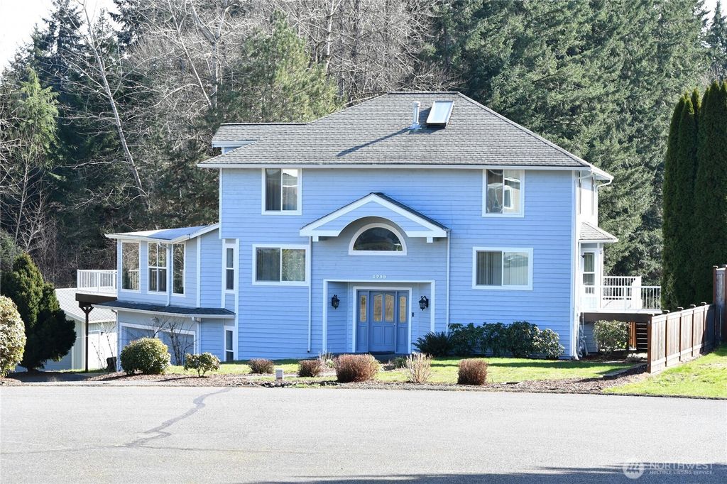 2739 Walker Court SE, Olympia, WA 98501