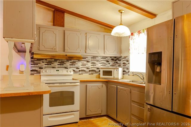 231 Knight Lane, Autryville, NC 28318