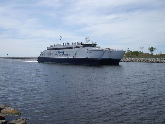 1611 Lexington Avenue, Muskegon, MI 49441