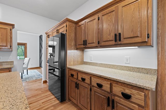 652 136th Lane NE, Ham Lake, MN 55304
