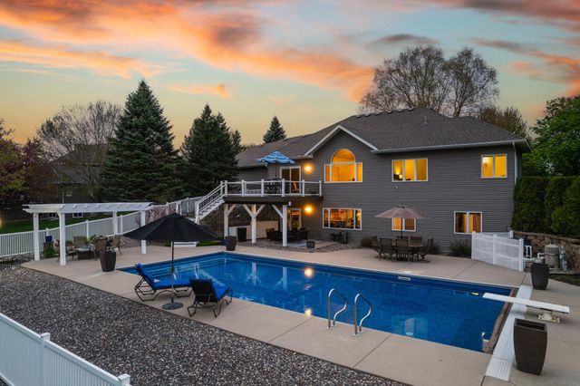 652 136th Lane NE, Ham Lake, MN 55304