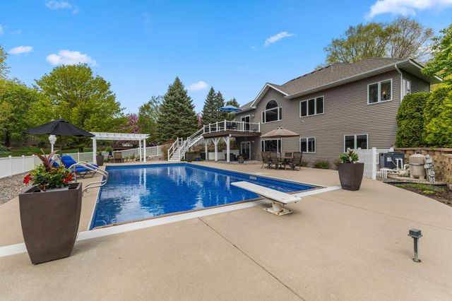 652 136th Lane NE, Ham Lake, MN 55304