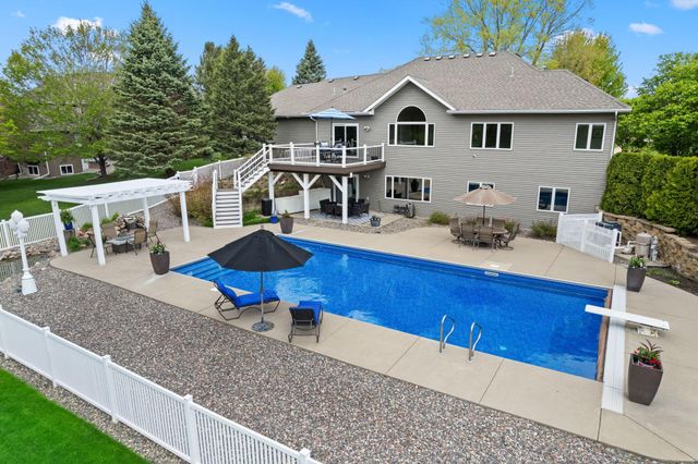 652 136th Lane NE, Ham Lake, MN 55304