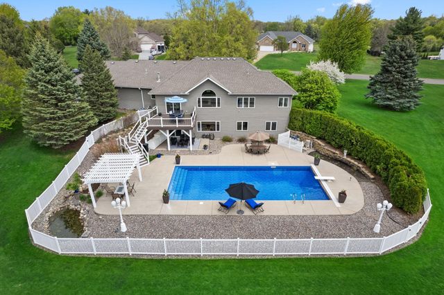 652 136th Lane NE, Ham Lake, MN 55304