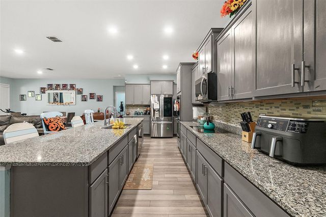 3 LLACER PLACE, Palm Coast, FL 32164