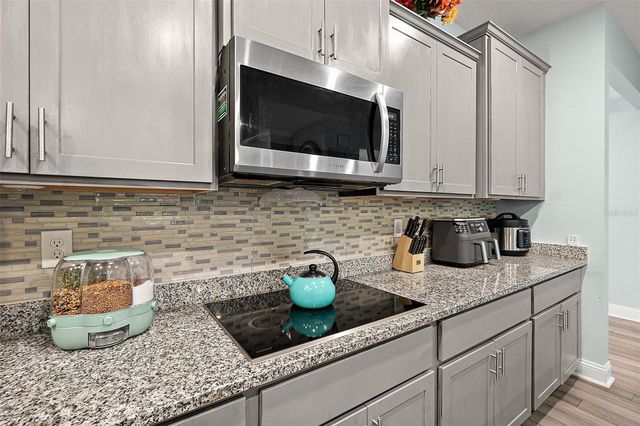 3 LLACER PLACE, Palm Coast, FL 32164