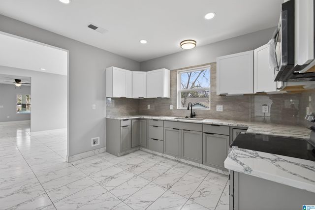 201 ALABAMA AVENUE, Thorsby, AL 35171