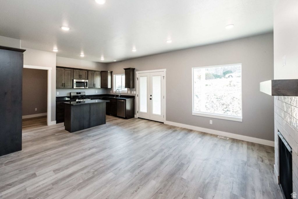 Image 4 of property listing at 69 N 850 W, Hyrum, UT 84319