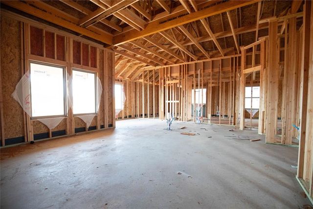 10364 SW 56th Street, Mustang, OK 73064