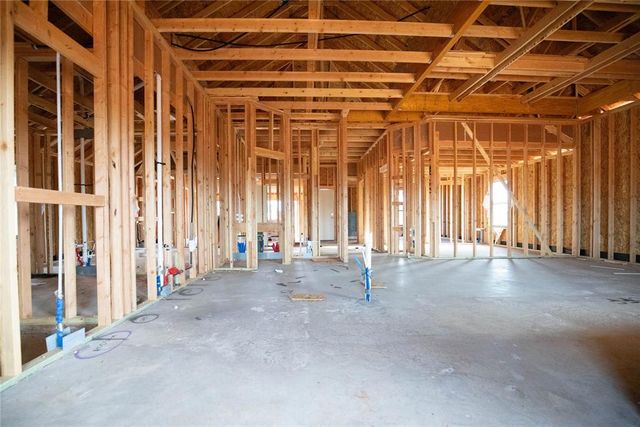 10364 SW 56th Street, Mustang, OK 73064
