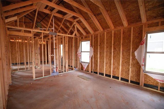 10364 SW 56th Street, Mustang, OK 73064