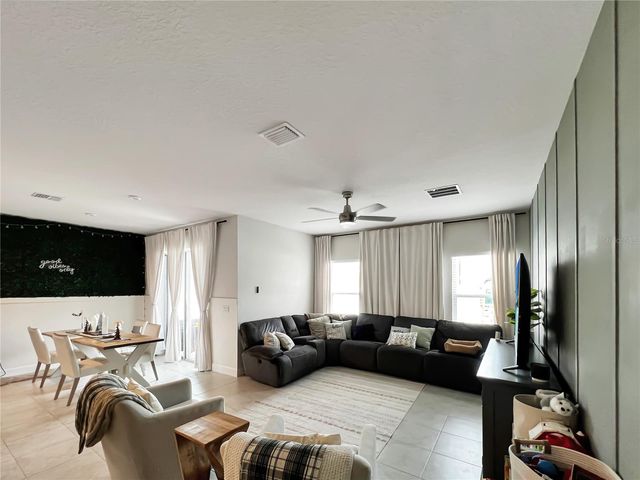 6617 PEBBLEBROOKE WAY, Zephyrhills, FL 33541