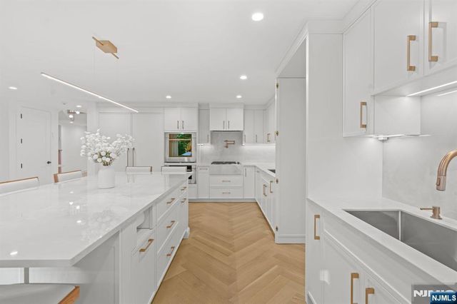306 Hutchinson Road, Englewood, NJ 07631