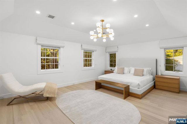 306 Hutchinson Road, Englewood, NJ 07631