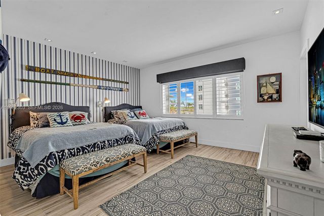 4925 Collins Ave 4A, Miami Beach, FL 33140