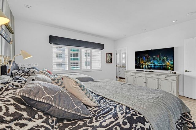 4925 Collins Ave 4A, Miami Beach, FL 33140