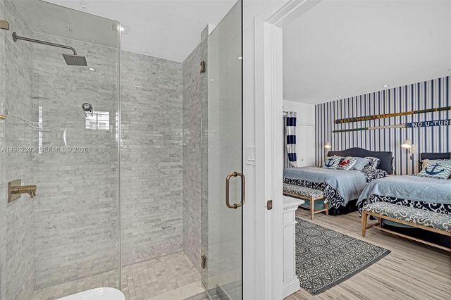 4925 Collins Ave 4A, Miami Beach, FL 33140