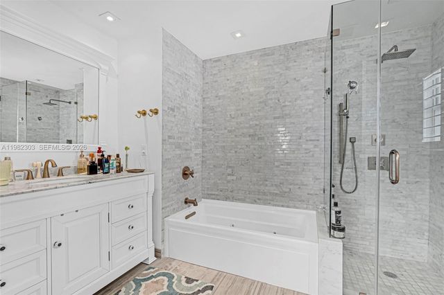 4925 Collins Ave 4A, Miami Beach, FL 33140