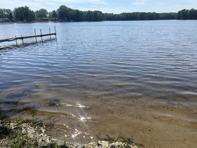 8303 Cowan Lake Drive, Rockford, MI 49341