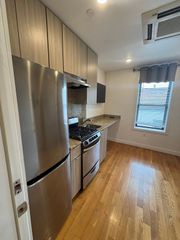 21 Fifth 15, Chelsea, MA 02150