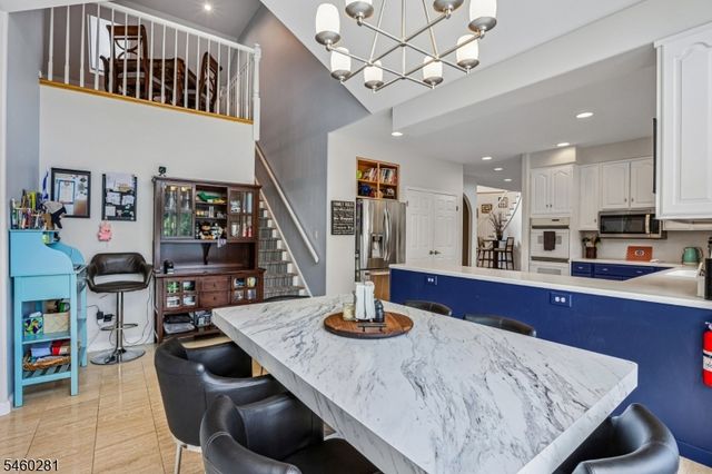10 Heather Ln, Randolph Twp., NJ 07869