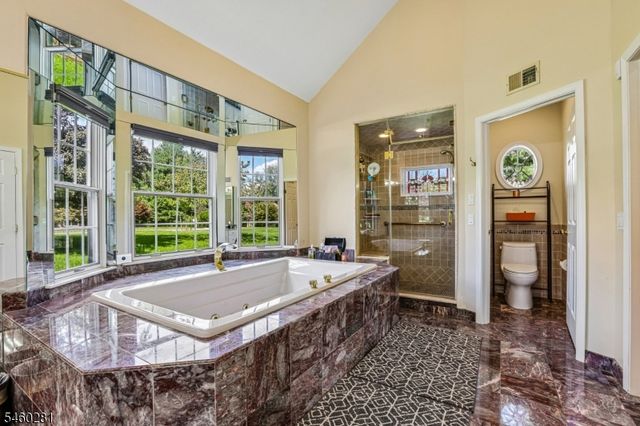 10 Heather Ln, Randolph Twp., NJ 07869
