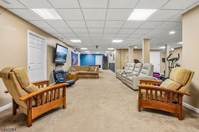 10 Heather Ln, Randolph Twp., NJ 07869