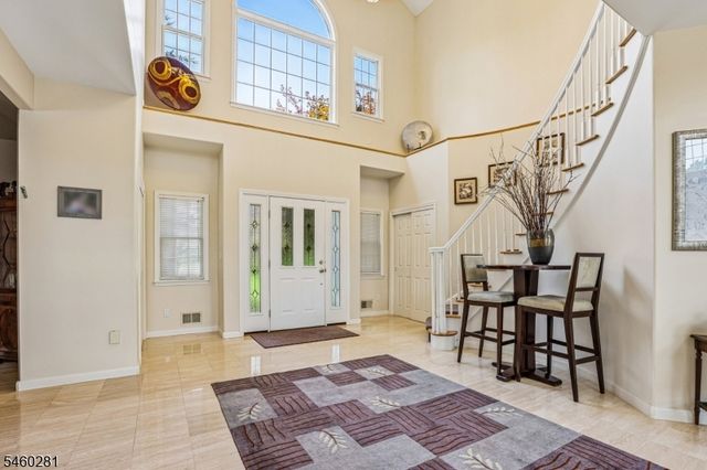 10 Heather Ln, Randolph Twp., NJ 07869