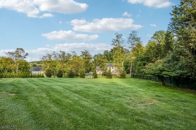 10 Heather Ln, Randolph Twp., NJ 07869
